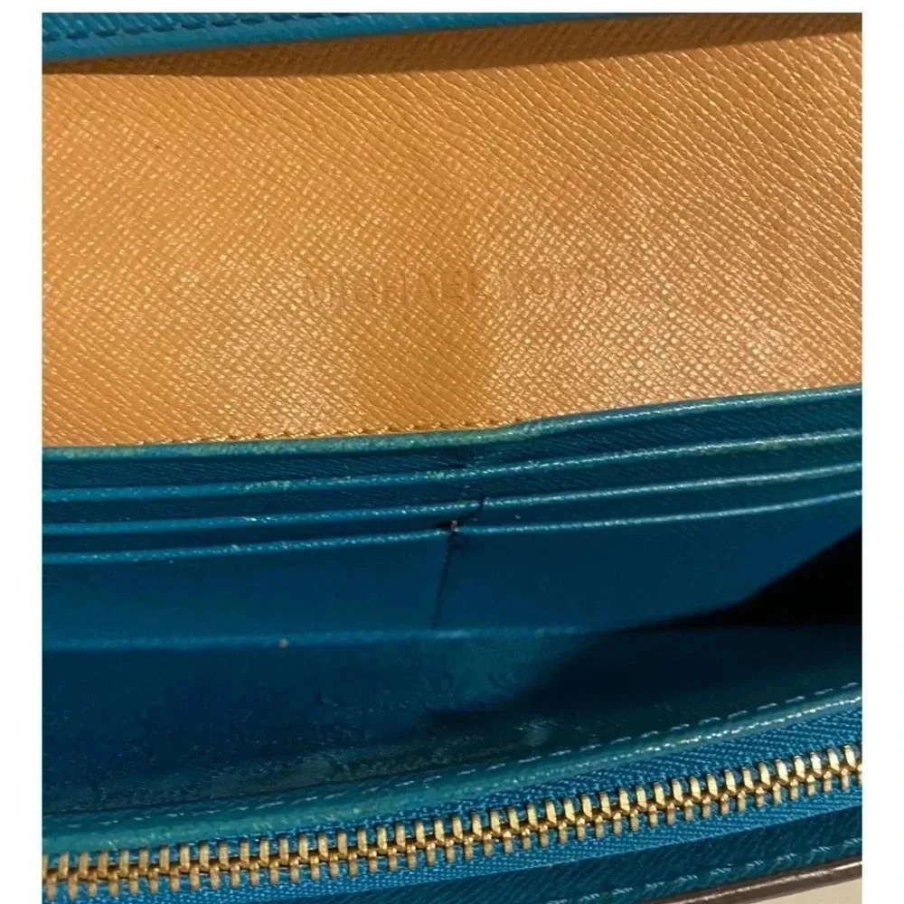 Michael kors green saffiano leather wallet